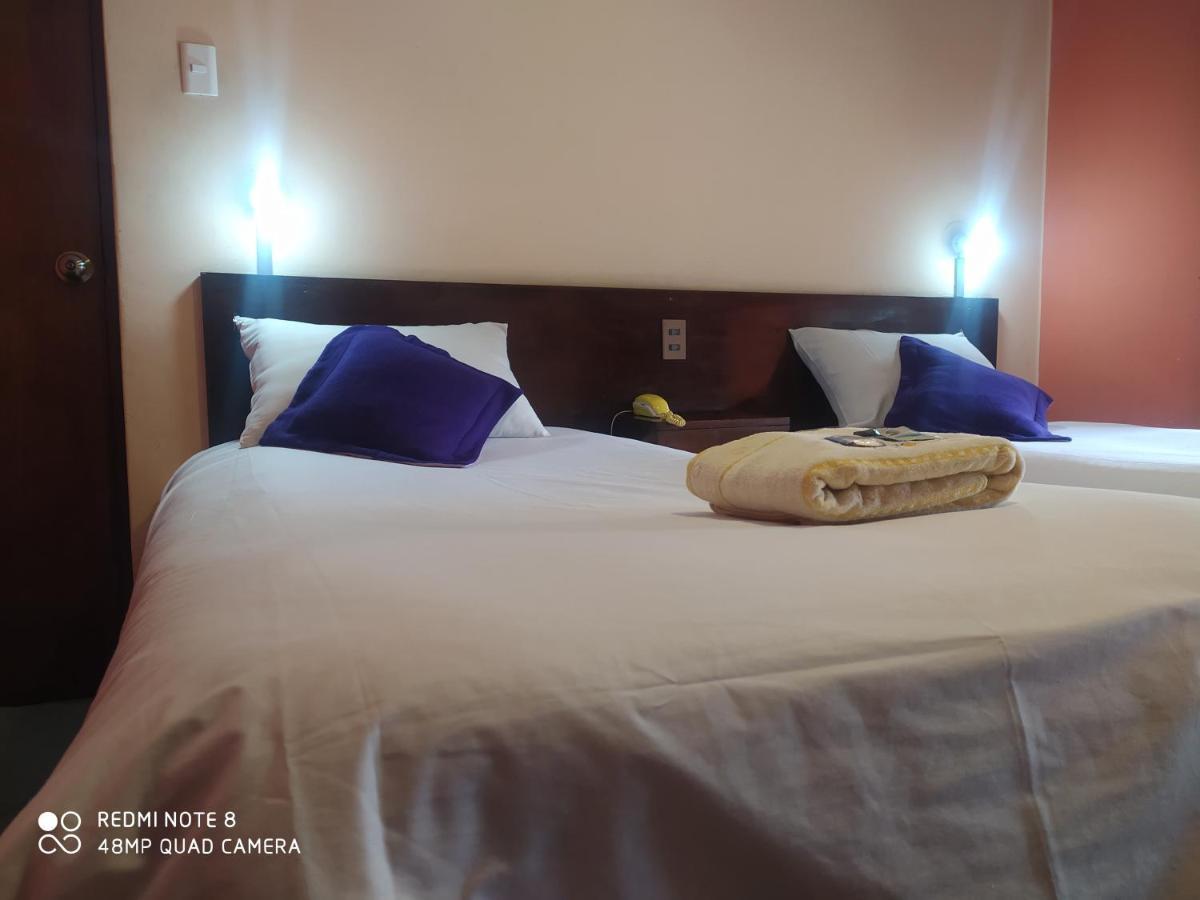 Isabela Hotel La Paz Esterno foto