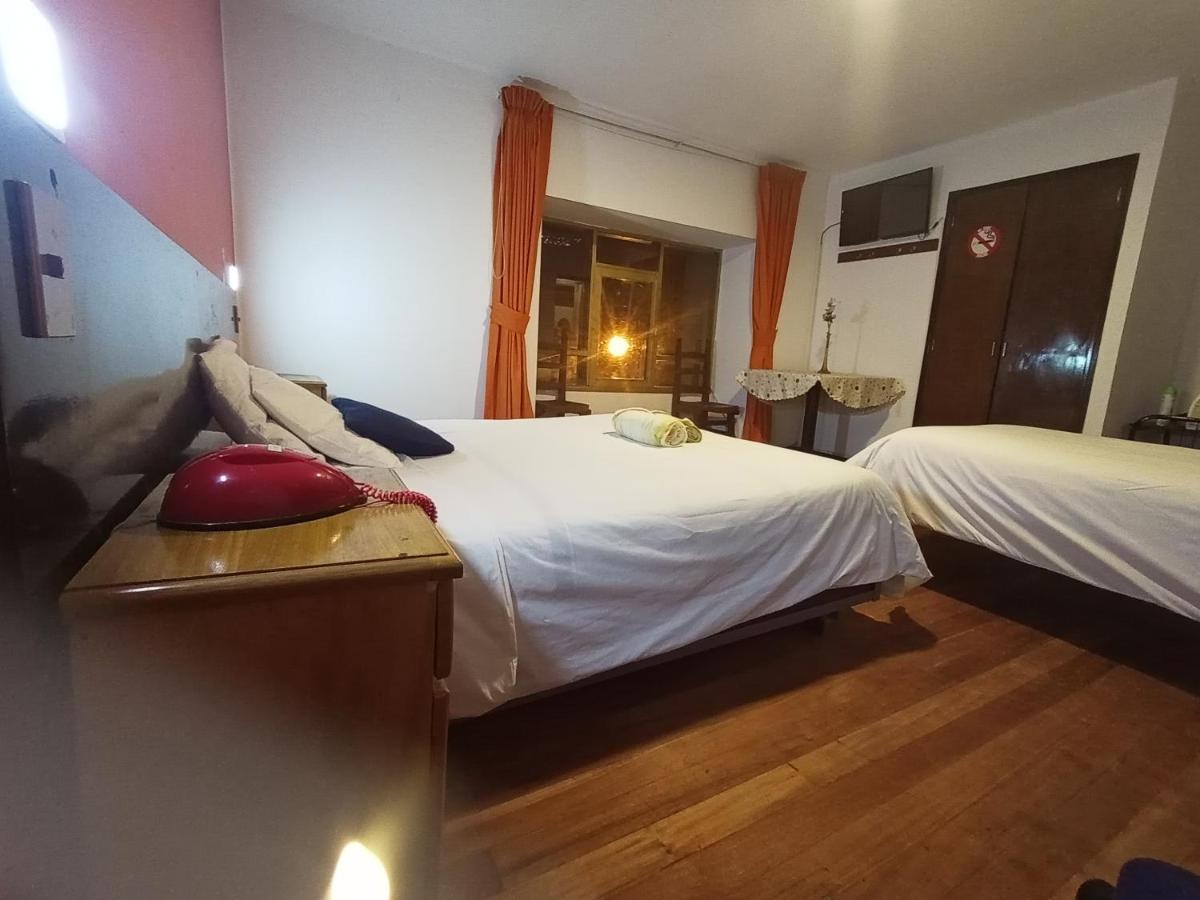 Isabela Hotel La Paz Esterno foto
