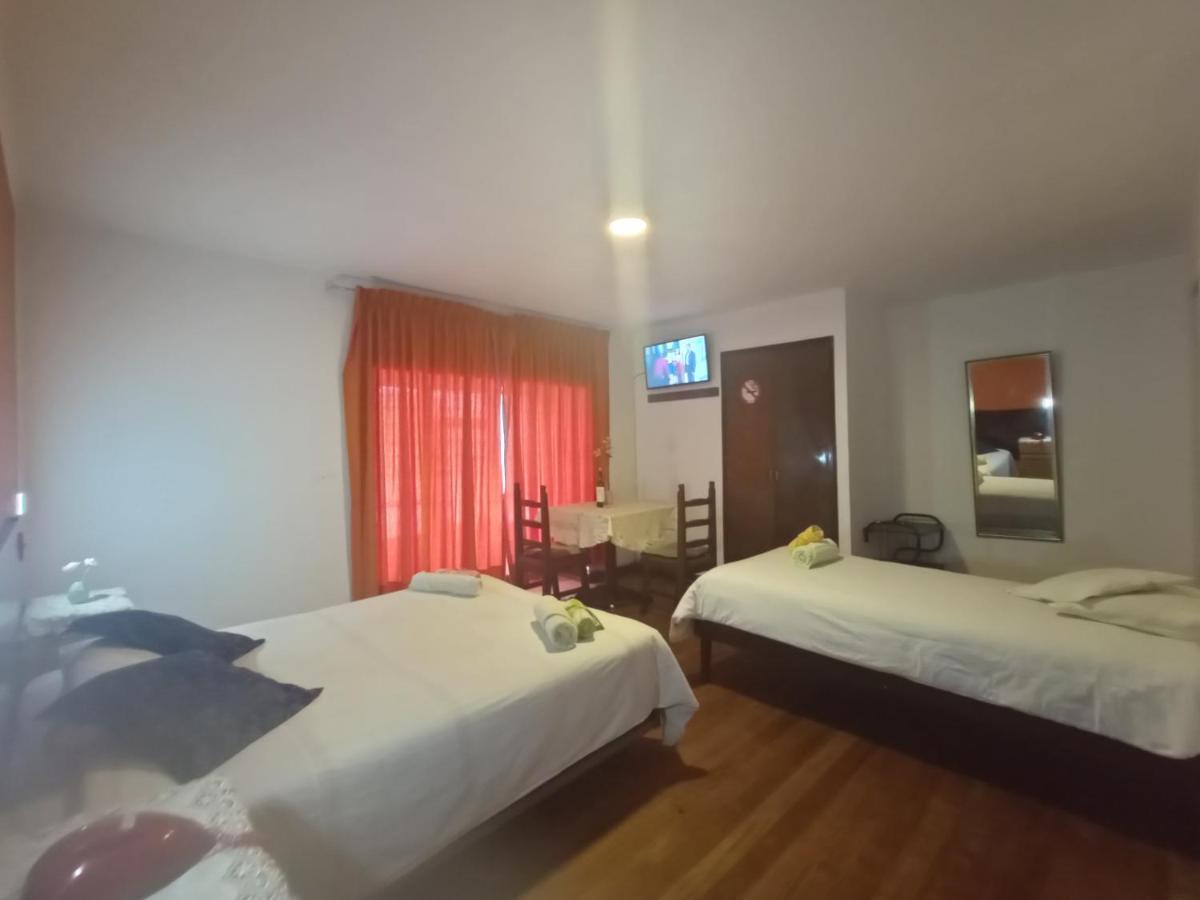 Isabela Hotel La Paz Esterno foto