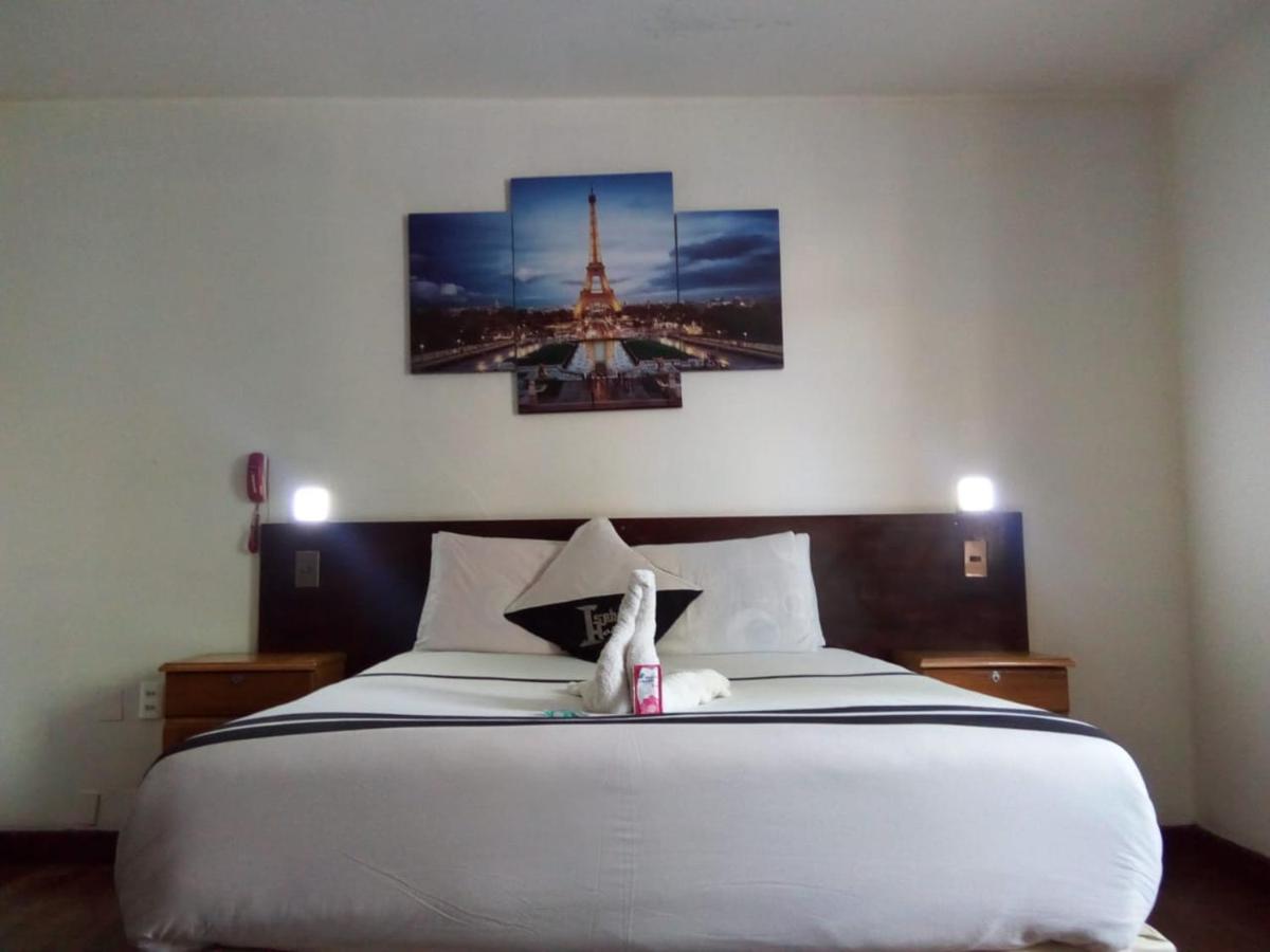 Isabela Hotel La Paz Esterno foto